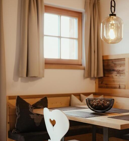 Апартаменты 1 Спальня с Видом, Villa Flora Mountain Lodges