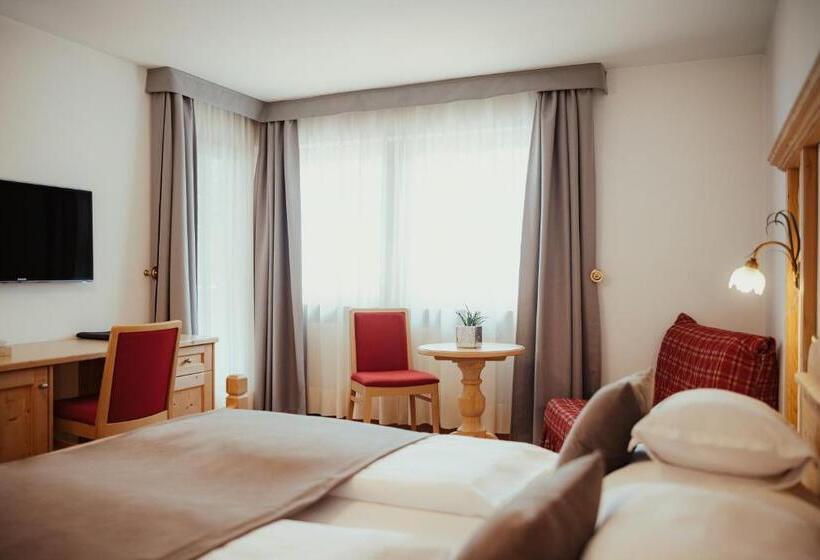 Трехместный Номер Superior, Villa Flora Mountain Lodges