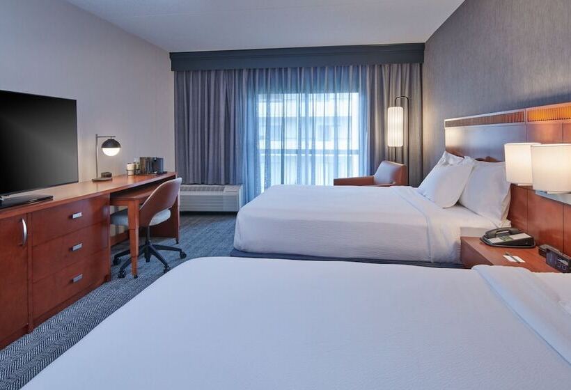 Люкс, Courtyard By Marriott Detroit Livonia