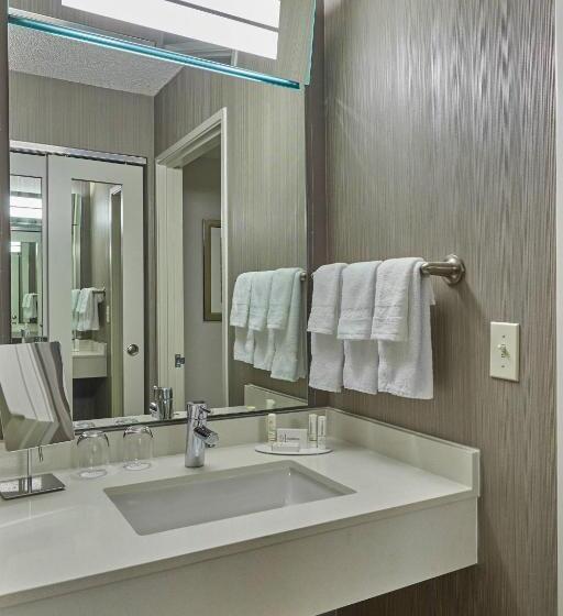 Стандартный Номер Кровать Кинг, Courtyard By Marriott Eugene Springfield