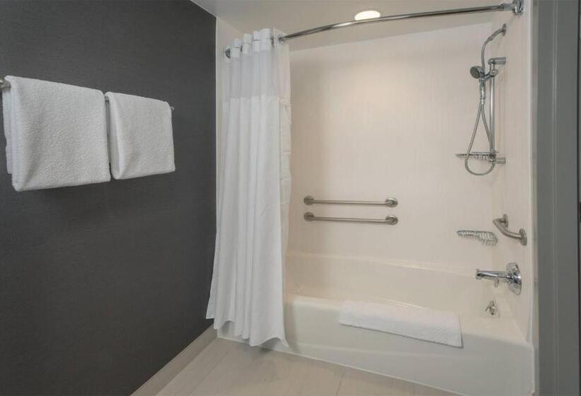 스탠다드 룸, Courtyard By Marriott Frederick