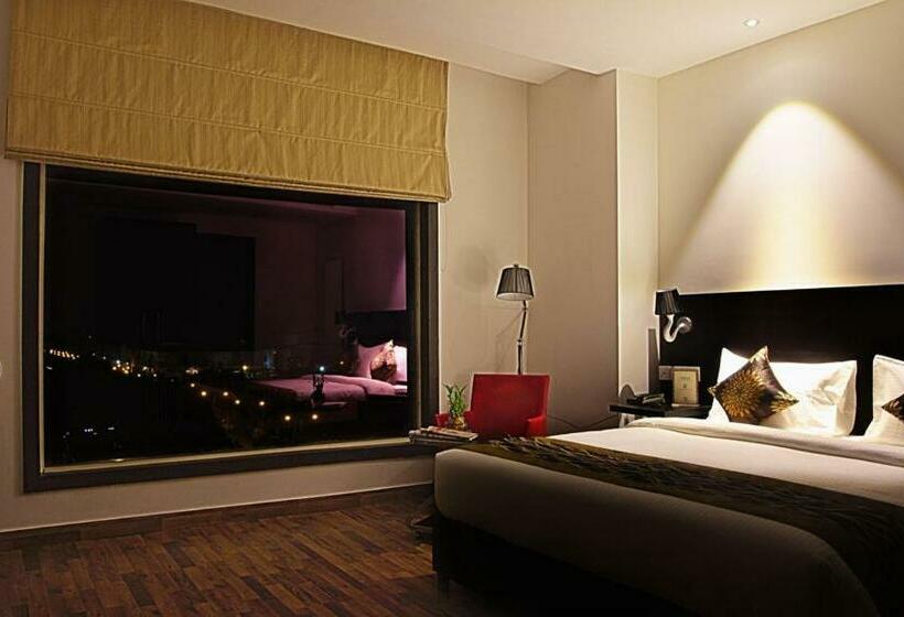行政套房, Joy Inn & Suites