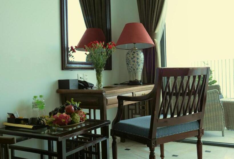 اتاق لوکس با چشم‌انداز دریا, Palma Phu Quoc Resort