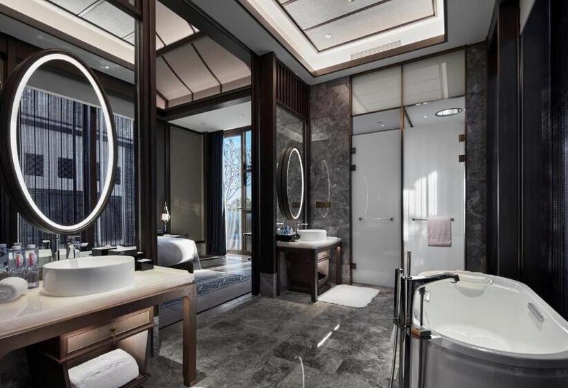 Вилла 2 Спальни, Song Hotel Kunming Dianchi