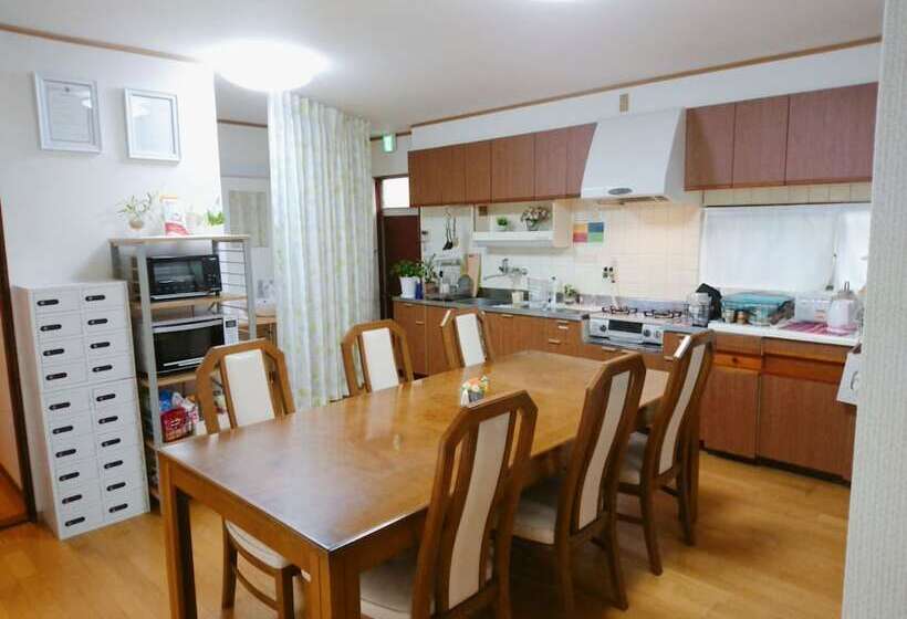 공동 객실, Guesthouse Hajimari
