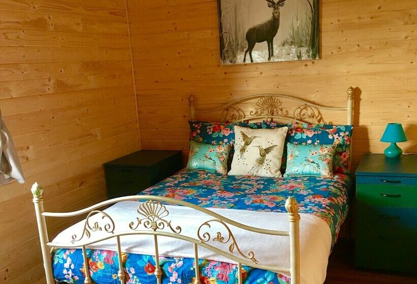Апартаменты Комфорт 1 Спальня, Lakeside Fishing Lodges