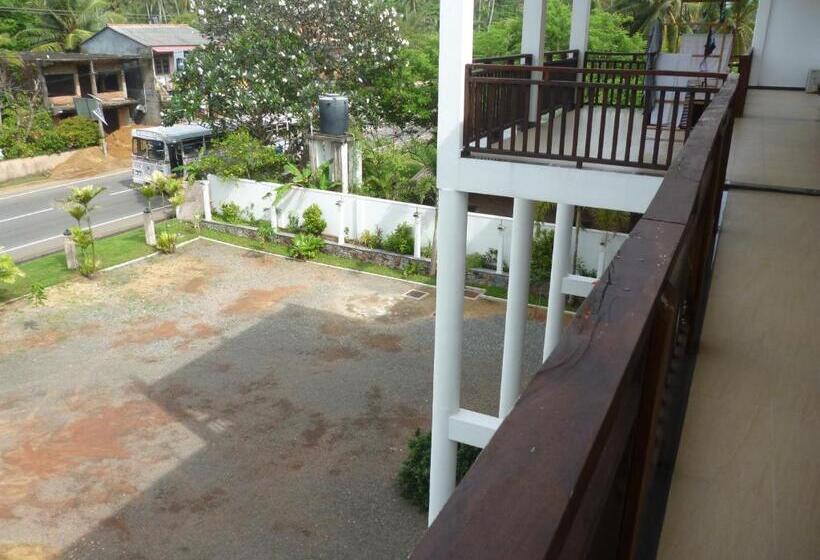 اتاق لوکس, Ocean View Cottage