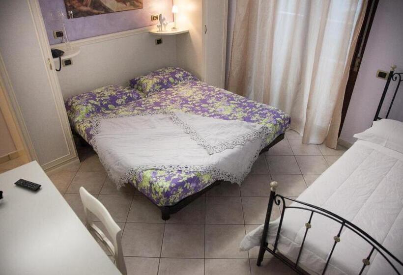 Номер Deluxe Вид на Море с Балконом, Pensione Degli Ulivi