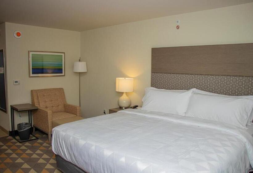 适合残疾人士使用的带超级大床的标准间, Holiday Inn   Kansas City   Northeast, An Ihg