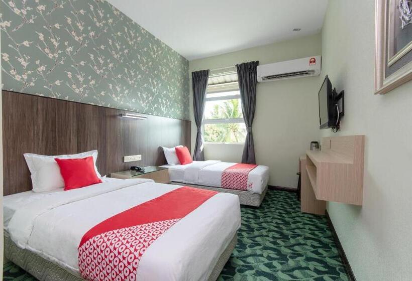 Номер Стандарт, Regent Hotel By Oyo Rooms
