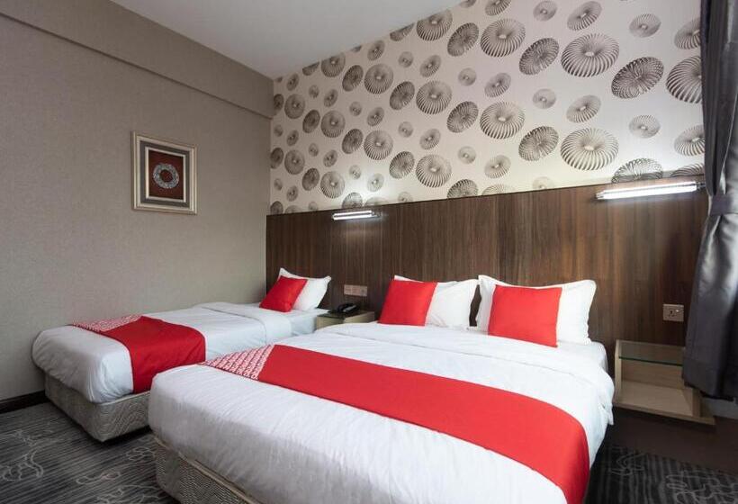 Трехместный Номер Deluxe, Regent Hotel By Oyo Rooms