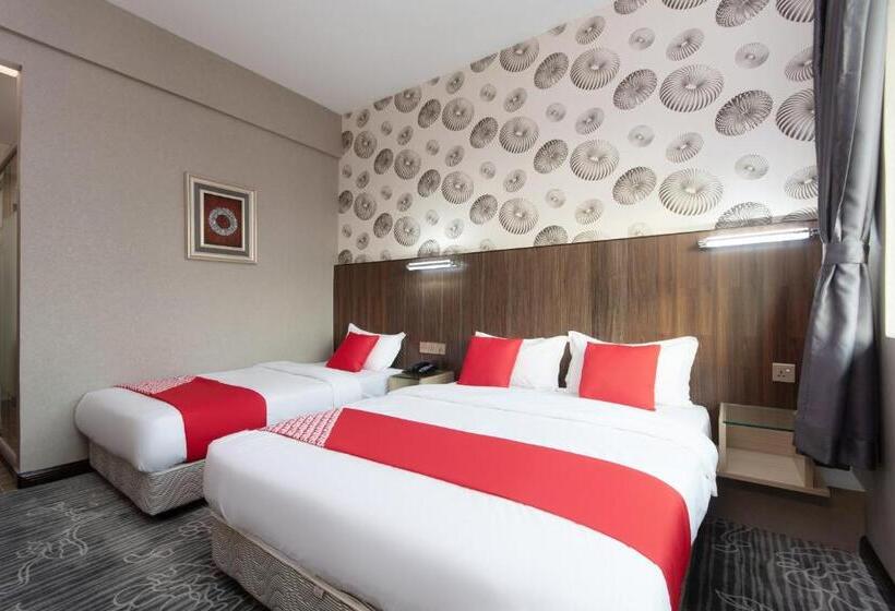 Трехместный Номер Deluxe, Regent Hotel By Oyo Rooms