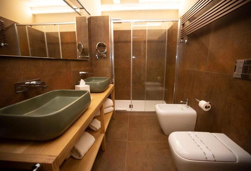 Люкс с Балконом, Ballium Luxury Relais