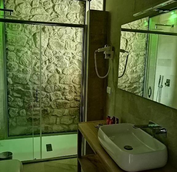Номер Deluxe, Ballium Luxury Relais