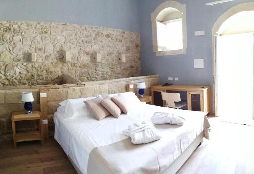 Номер Deluxe, Ballium Luxury Relais