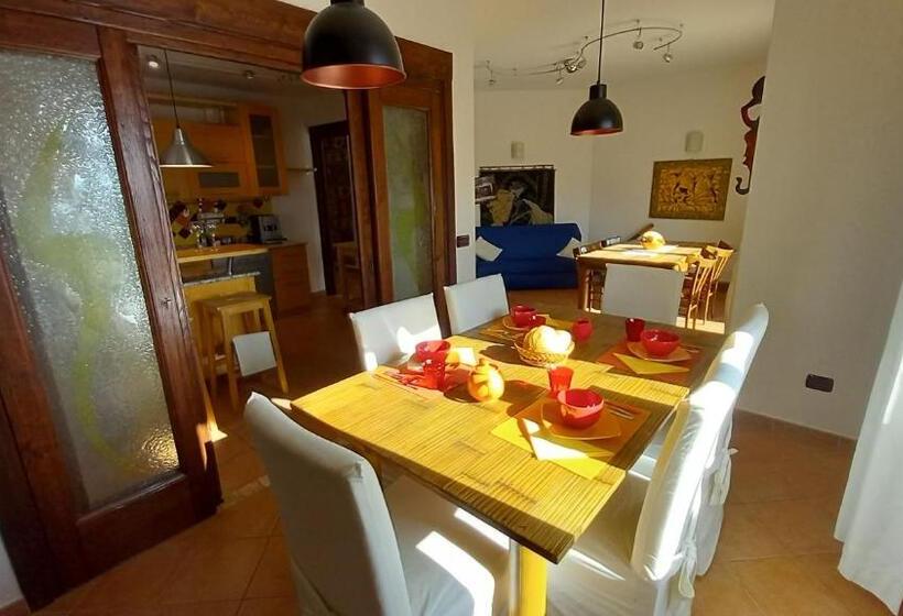 اتاق راحتی سه تخته, Bed And Breakfast Dorgali
