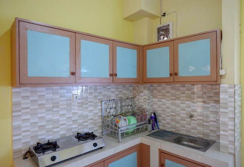 Номер Стандарт Индивидуальный, Koolkost Syariah Near Taman Sampangan Semarang
