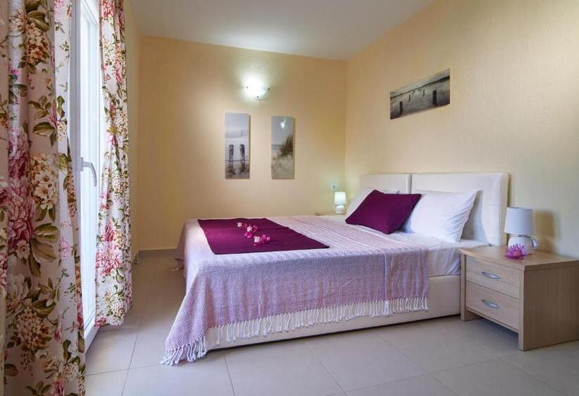Апартаменты 2 Спальни, Caretta Village