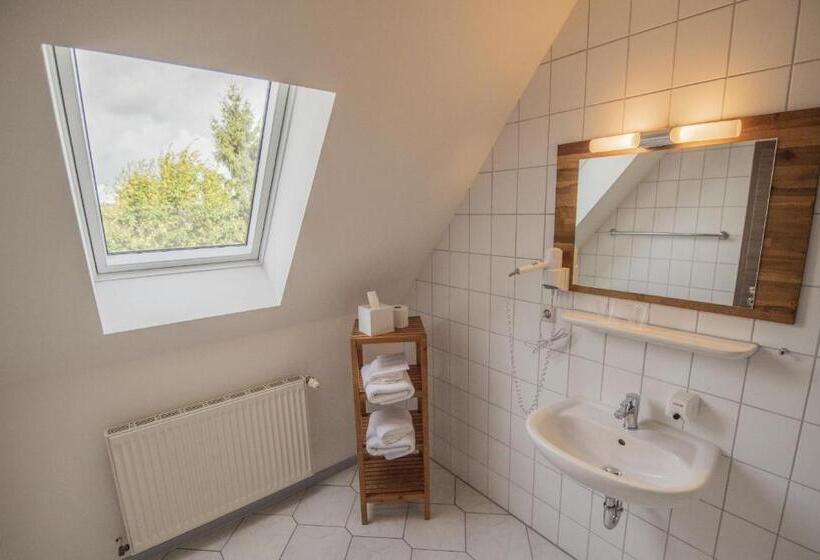 Полулюкс, Pension Achtern Wieck
