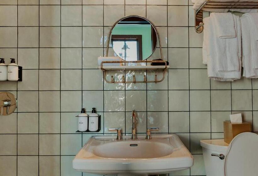 Standard Room, The Frenchmen New Orleans By Kasa