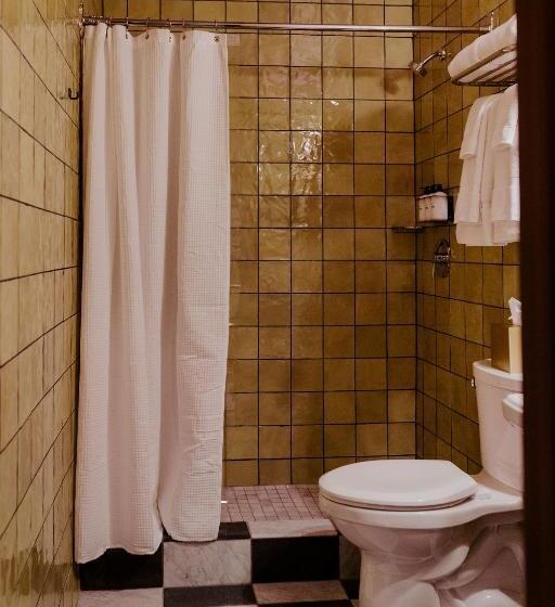 2 Bedroom Suite, The Frenchmen New Orleans By Kasa