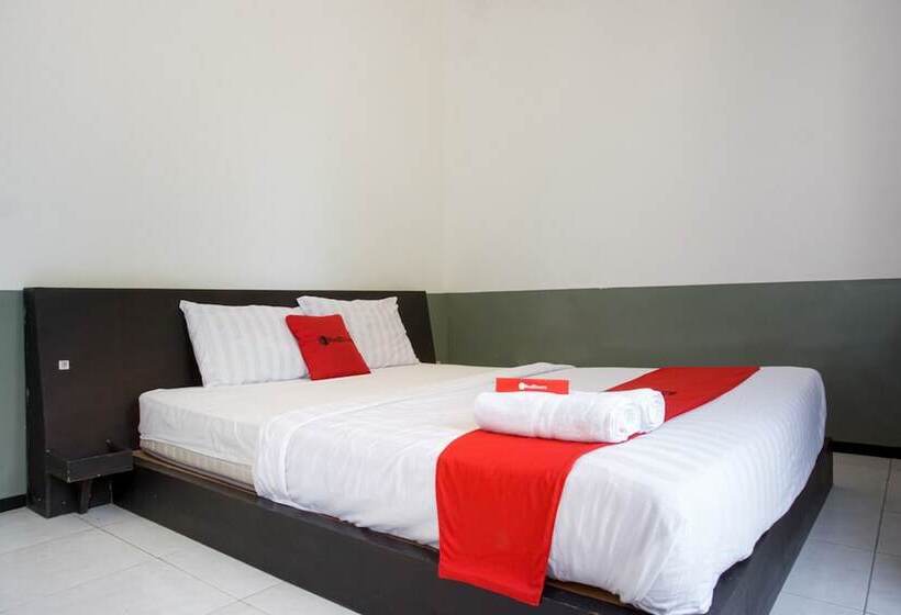 Номер Стандарт, Reddoorz Near Paralayang Batu