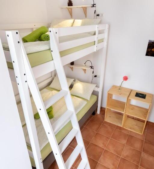 Номер Стандарт 2 Двуспальные Кровати, Tabaiba Guesthouse