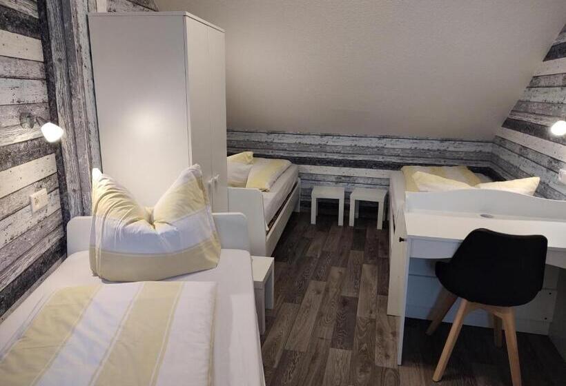 Апартаменты 2 Спальни, Pension Bergstube