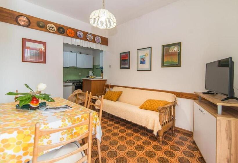 דירת חדר, Apartments Ljerka