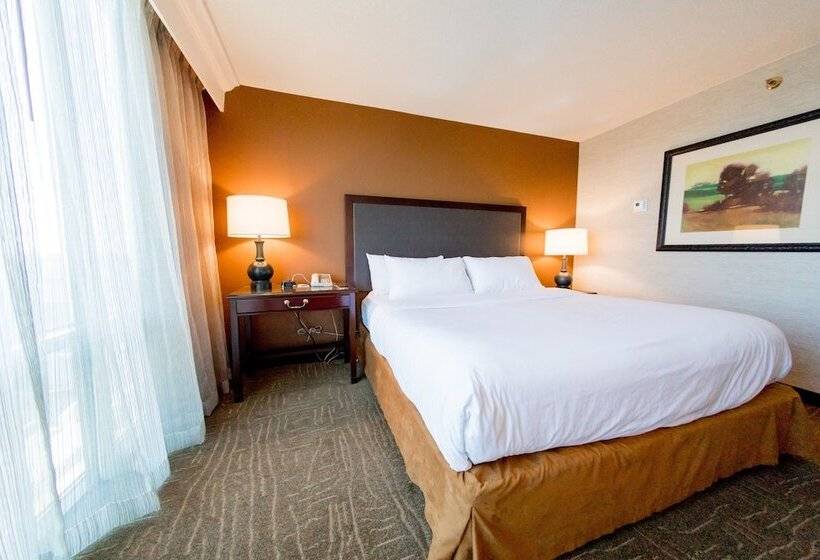 Люкс Адаптированный для Инвалидов, Embassy Suites By Hilton Lexington Green