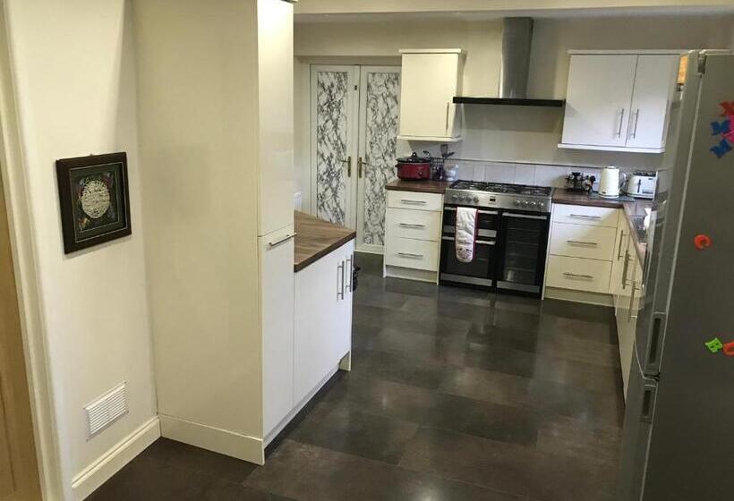 Номер Стандарт Вид на Сад, Sage House