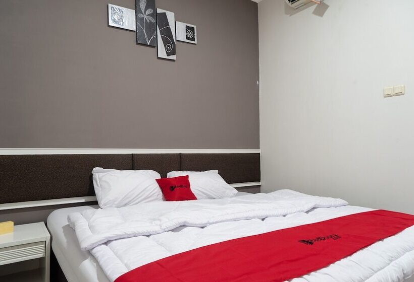 Номер Стандарт, Reddoorz Plus @ Sawah Besar