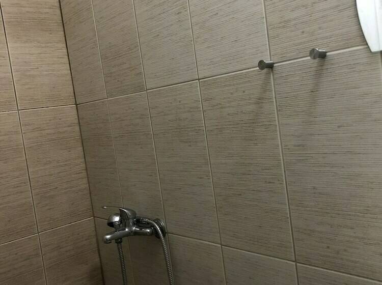 高级工作室, Roomotel Apartments