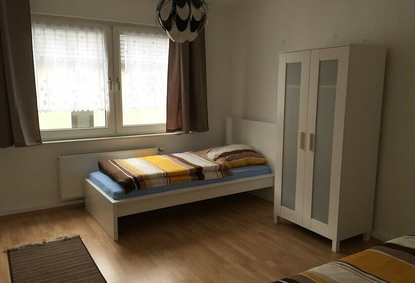 Апартаменты 2 Спальни, Apartment Am Rathaus