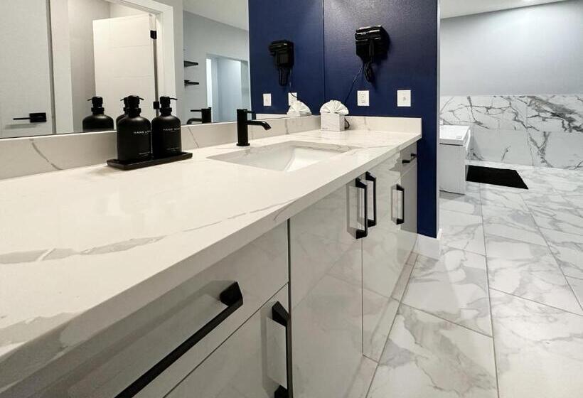 Family Suite, Bayvue Hotel, Resort & Suites