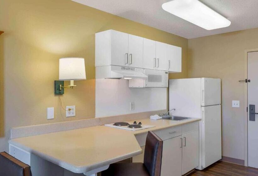 Студия Стандарт, Extended Stay America Suites  Boston  Burlington