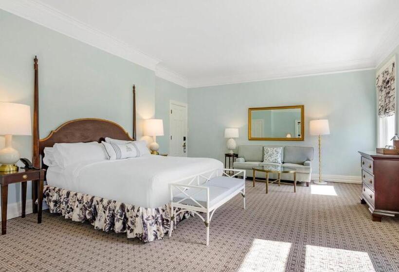 스탠다드 스튜디오, The Omni Homestead Resort & Spa