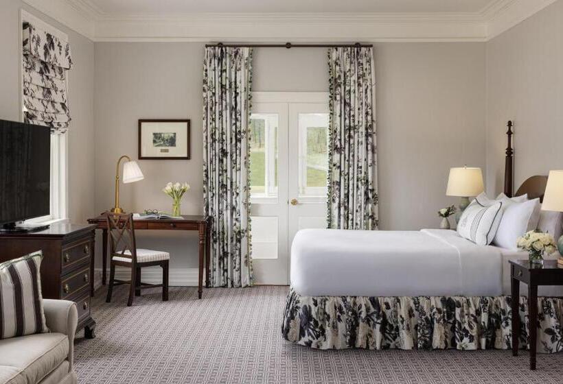 스탠다드 스튜디오, The Omni Homestead Resort & Spa