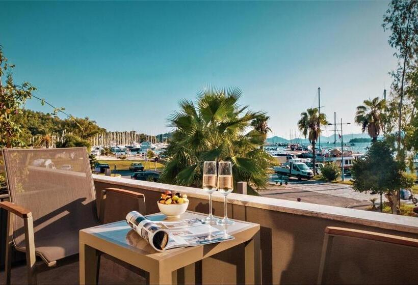 Номер Superior с Видом, Marina Bay Göcek