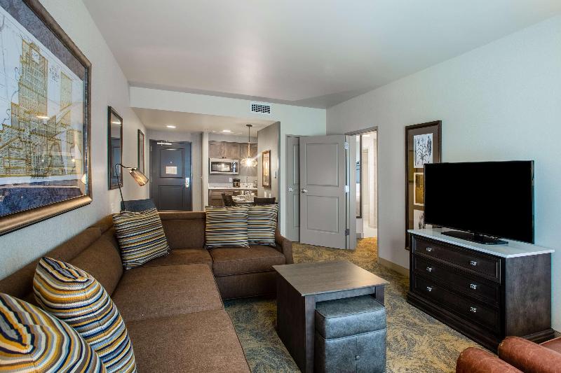 Люкс Кровать Кинг, Homewood Suites By Hilton Salina Downtown