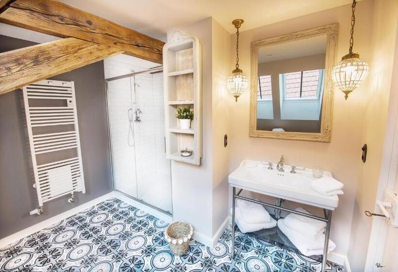 Люкс, Le Clos Marguerite   Maison D Hôtes