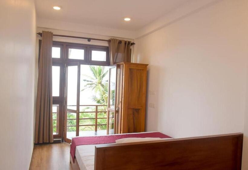 豪华海景房带阳台, Ocean Breeze Villa