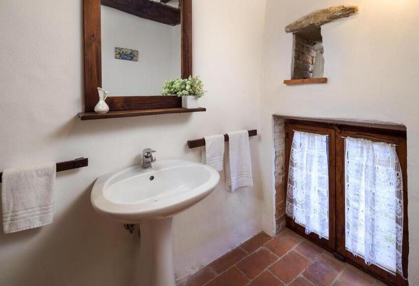 Дом 3 Спальни, Borgo Cortinova Marrocco
