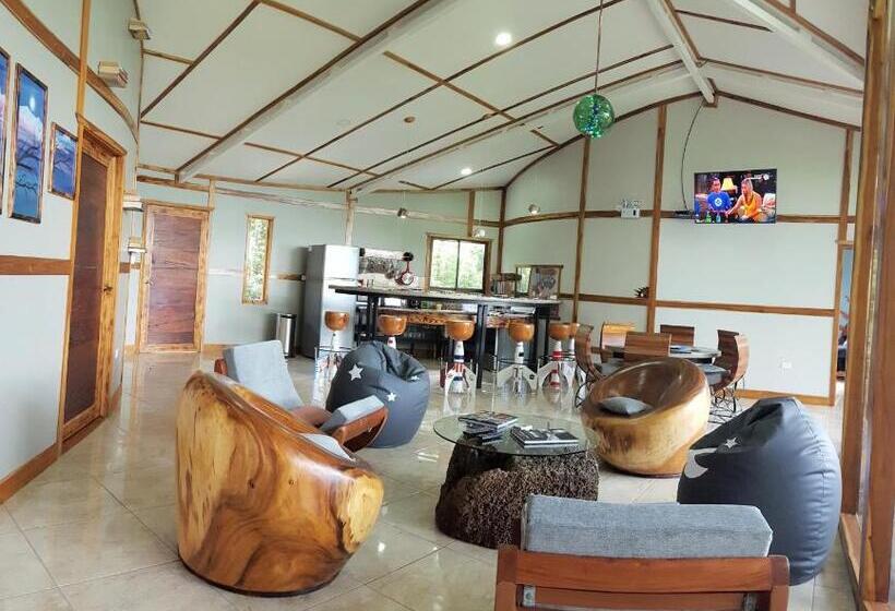 Дом 3 Спальни, Moon Wonders Vacation House