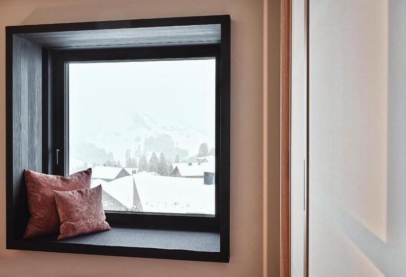 Апартаменты 1 Спальня, Warth52 W52 Apartments