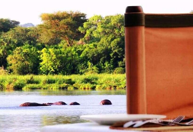 کابین, Kabalega Wilderness Lodge