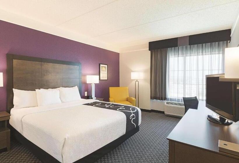 Habitació Estàndard Llit King Adaptada per a persones amb mobilitat reduïda, La Quinta By Wyndham Arlington North 6 Flags Dr