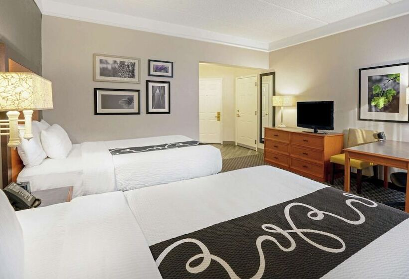 اتاق استاندارد با 2 تخت دوبل, La Quinta By Wyndham Houston West Park 10