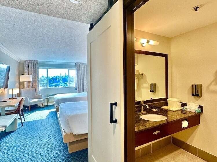 اتاق استاندارد, Lincoln Hotel Monterey Park Los Angeles