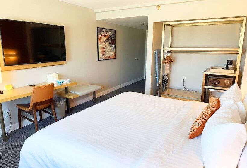 اتاق استاندارد با تخت بزرگ برای معلولان, Lincoln Hotel Monterey Park Los Angeles